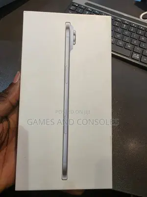 New Apple iPhone Air 256 GB Blue