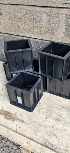 Plastic Concrete Cube Casting Equipment