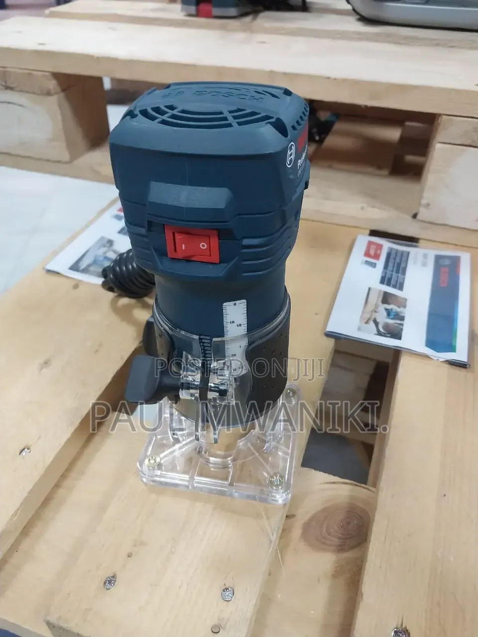 Bosch GKF 550 Professional Palm Router / Palm Trimmer
