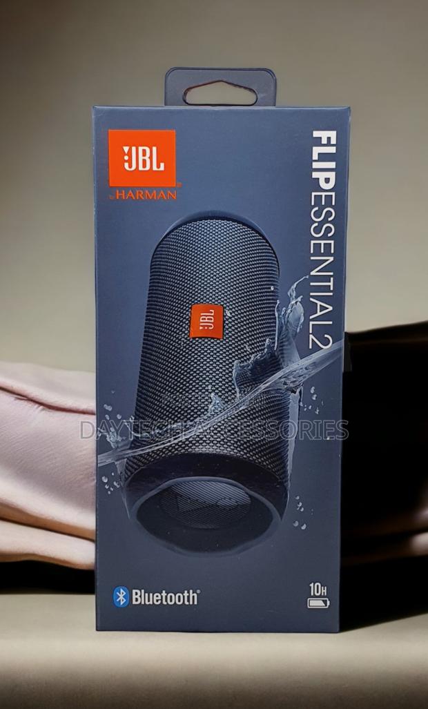 This JBL Flip Essential 2 Bluetooth Speaker Box