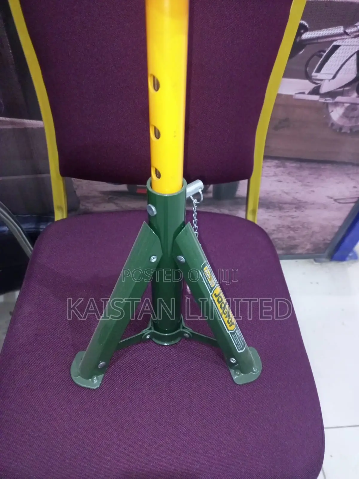 Jadever 2-Ton Adjustable Jack Stand Set Vehicle Maintenance (1 Pair)