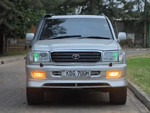 Toyota Land Cruiser 2002 Silver