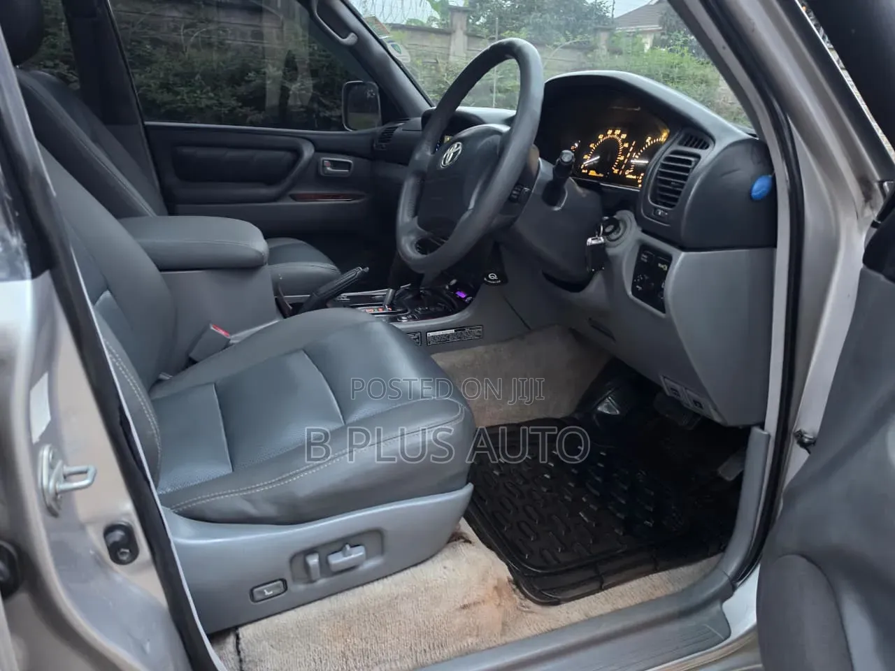 Toyota Land Cruiser 2002 Silver