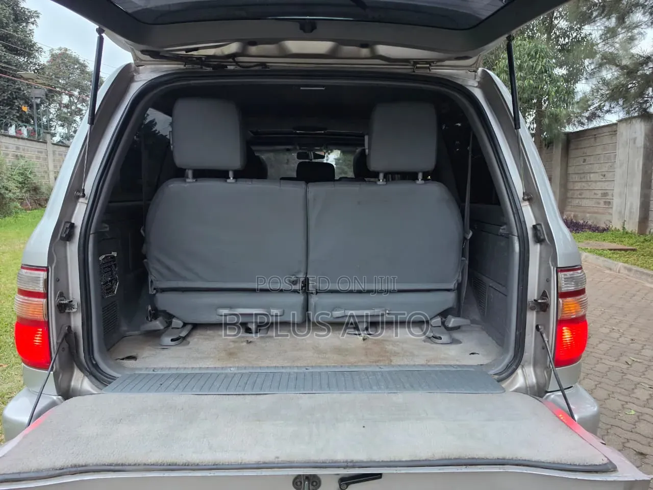 Toyota Land Cruiser 2002 Silver