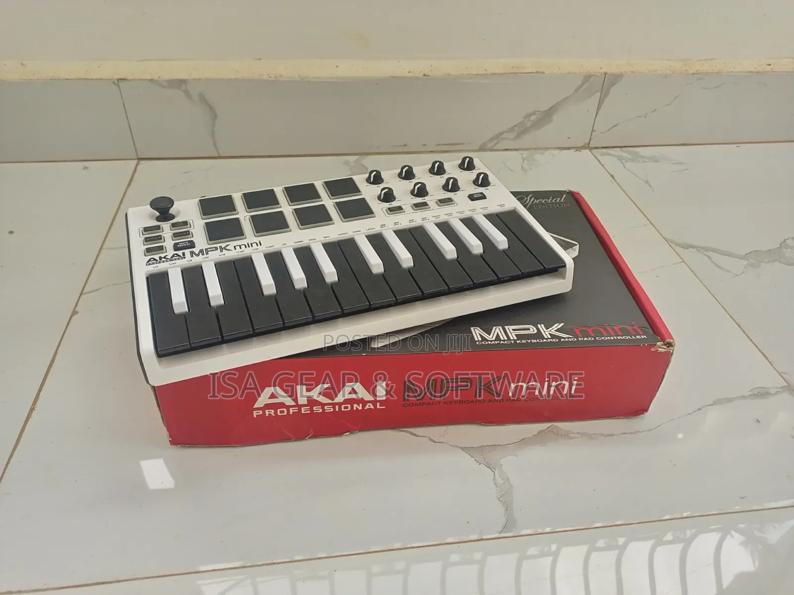 Akai MPK Mini Midi Keyboard - 25 Keys