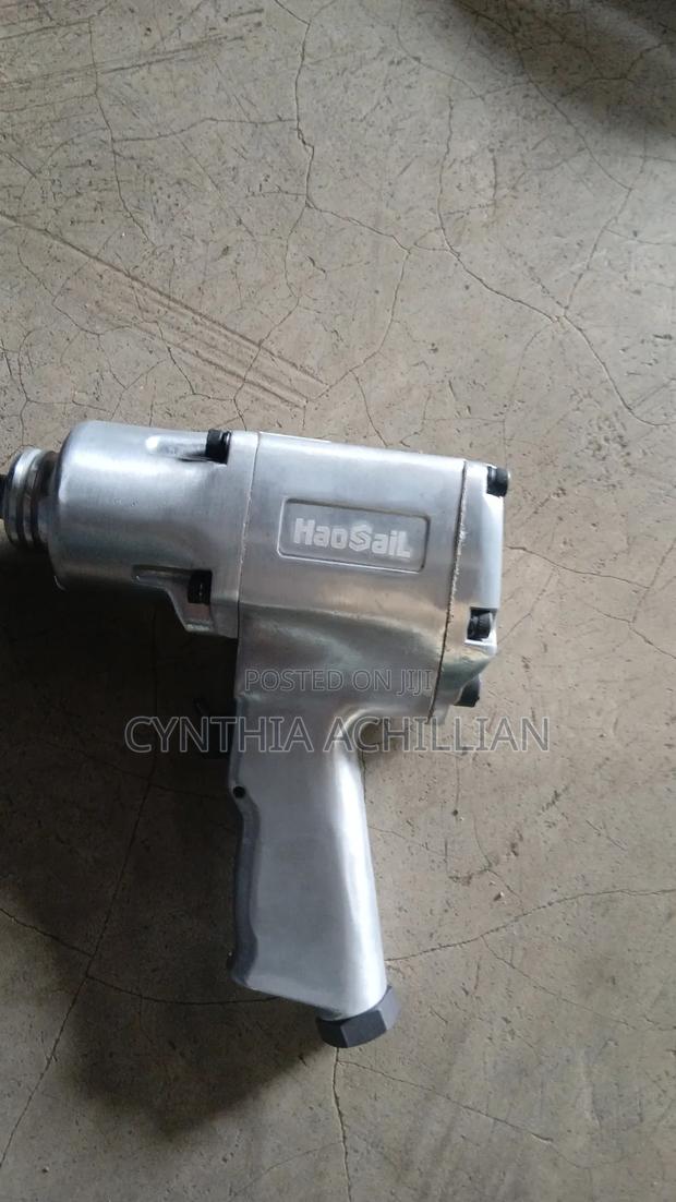 Half Inch Impact Wrench - thumbnail 2