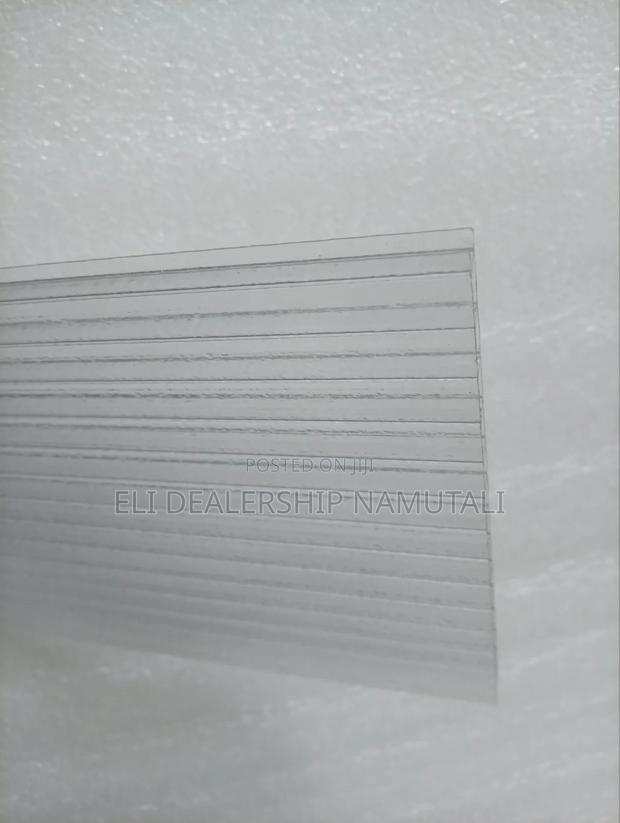 Heavy-Duty Clear Hollow Polycarbonate Roof Panel/Long Lasting