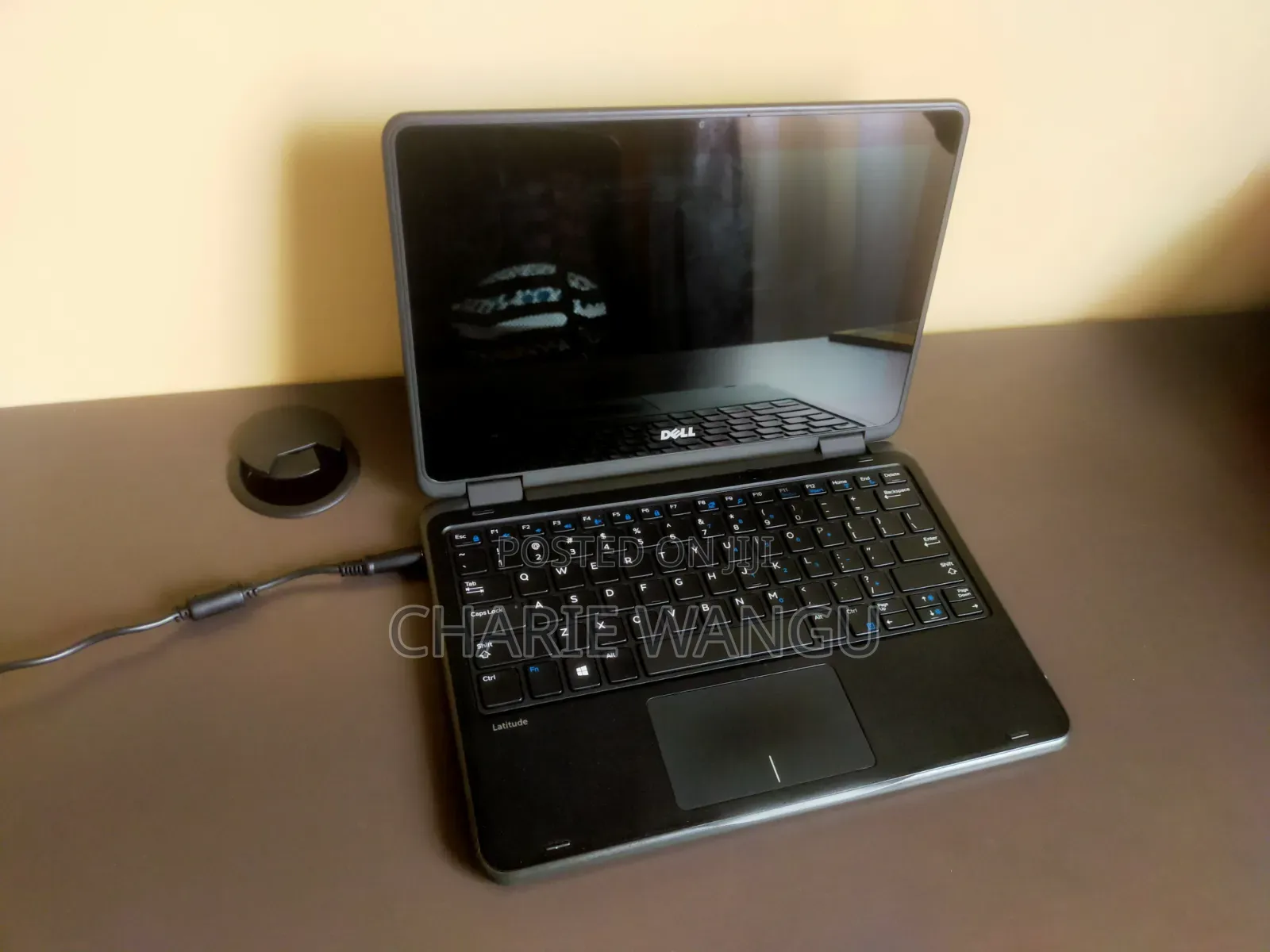 Laptop Dell Latitude 3189 4GB Intel Celeron eMMC 128GB