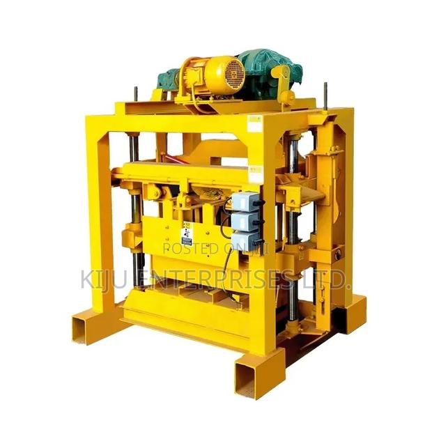 Qtj4-40 Semi-Automatic Concrete Block Cabro Making Machine
