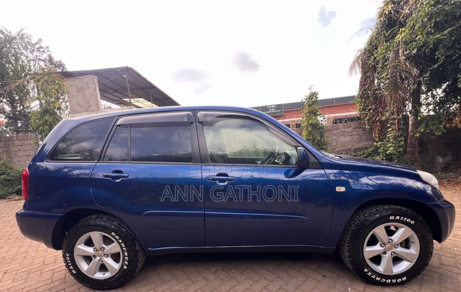 Toyota RAV4 2004 Blue