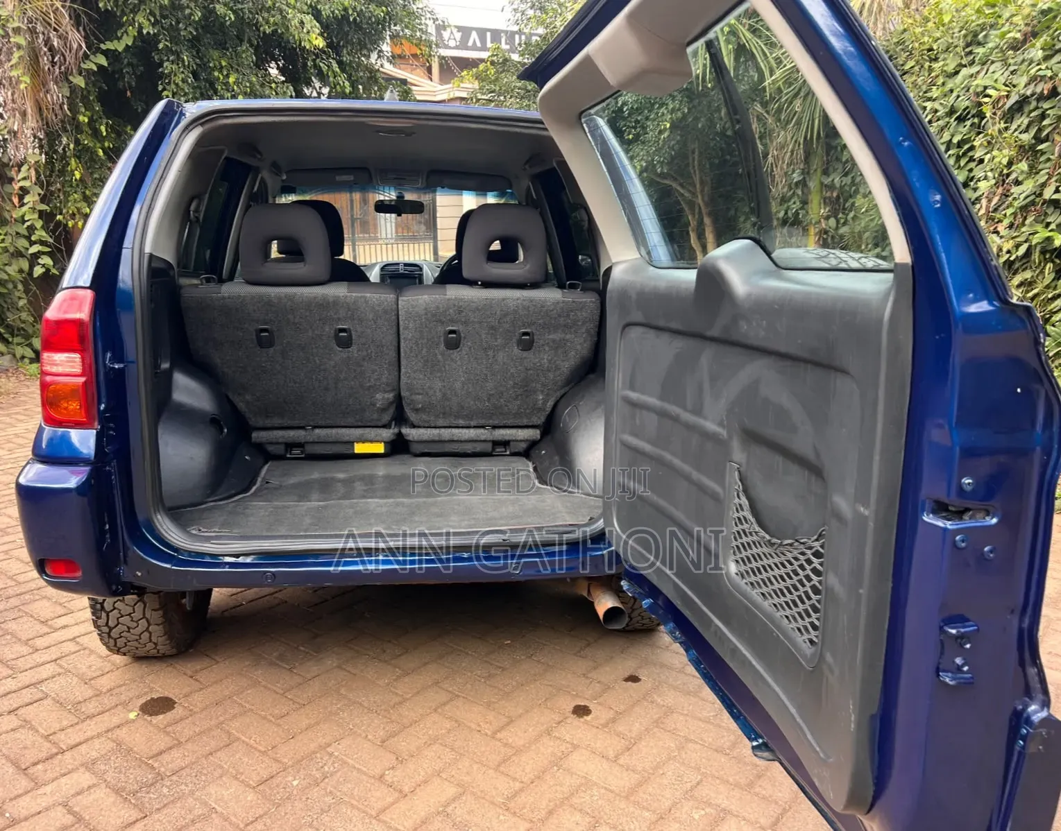 Toyota RAV4 2004 Blue