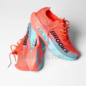 Brooks Hyperion