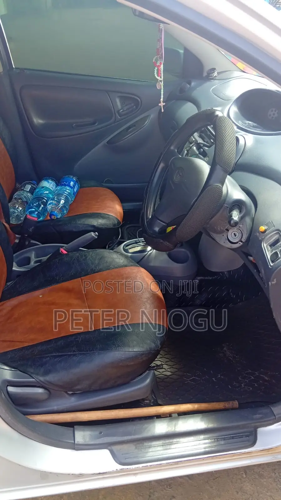 Toyota Vitz 2002 Gray