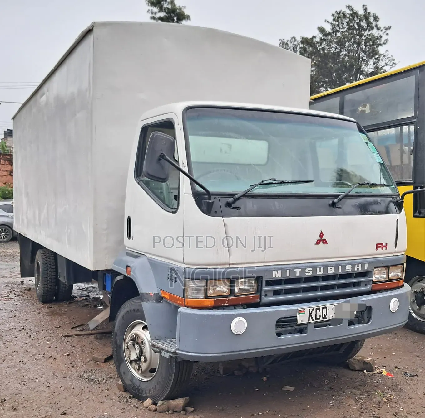 Mitsubishi Fe215
