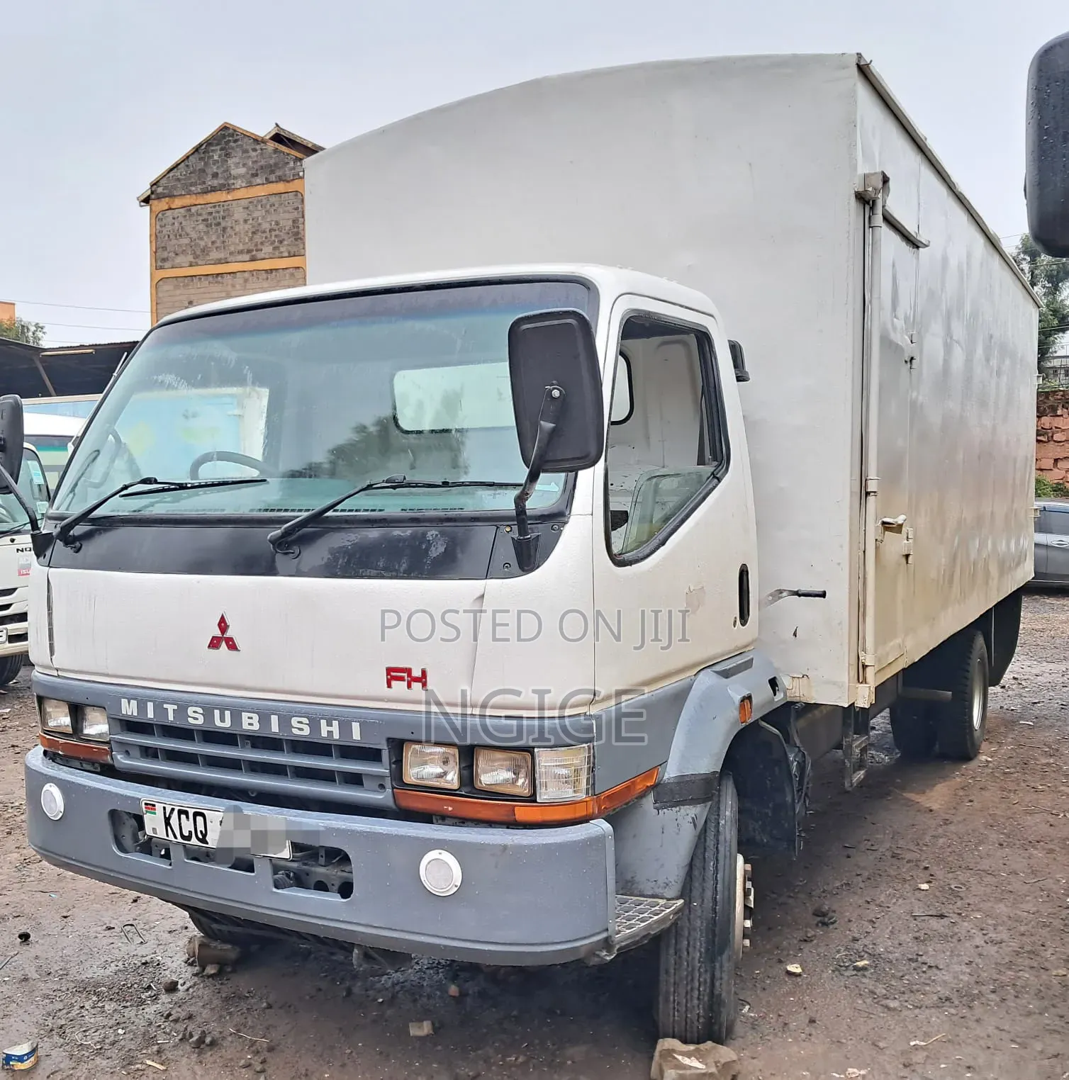 Mitsubishi Fe215