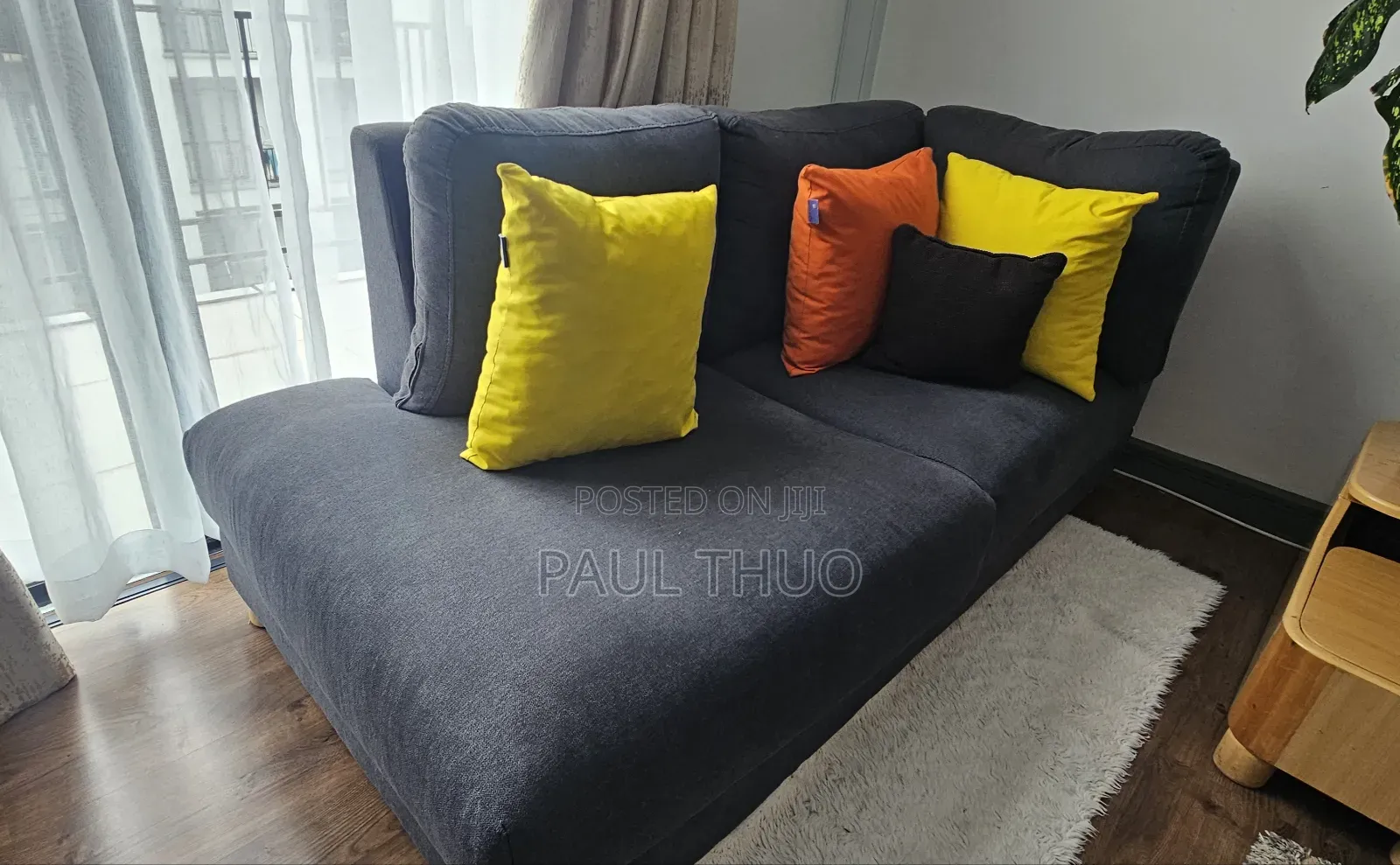 Moko Jiji Sofa