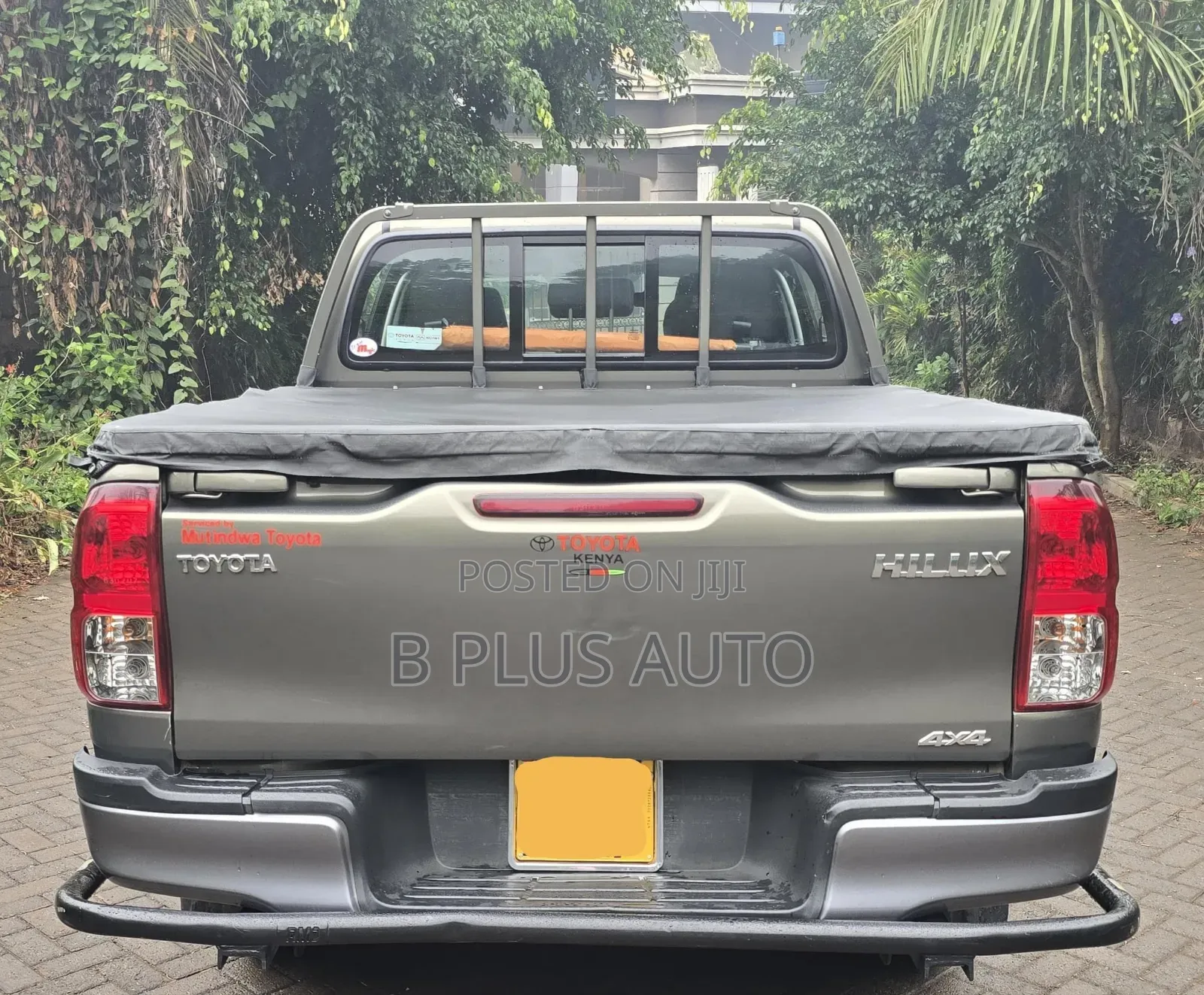 Toyota Hilux 2021 Silver