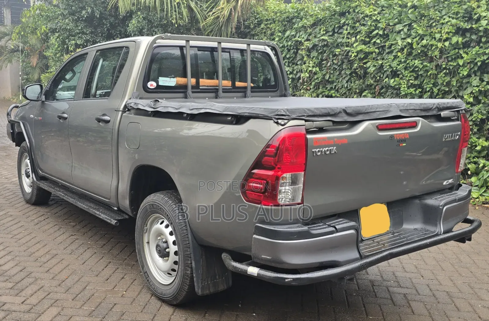 Toyota Hilux 2021 Silver