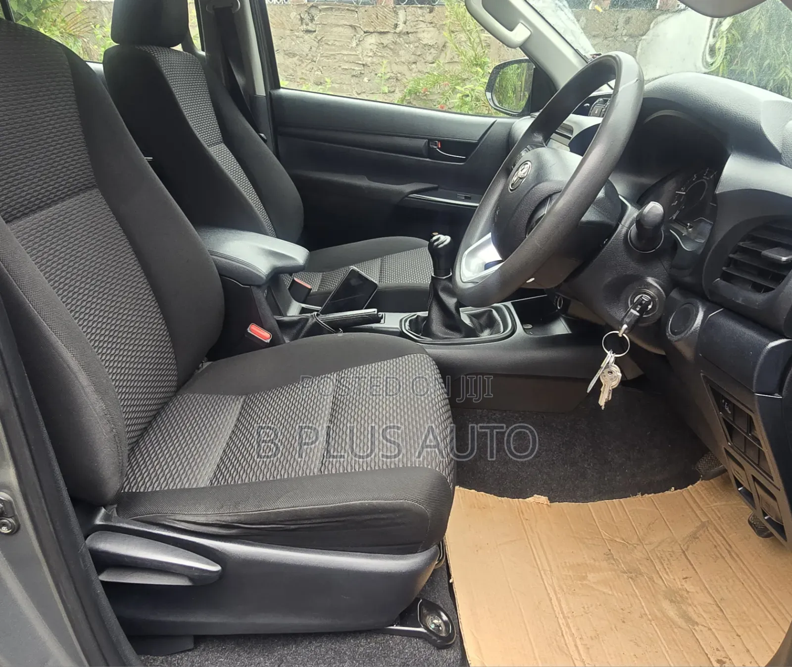 Toyota Hilux 2021 Silver