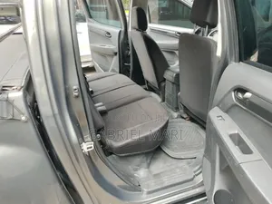 Isuzu D-MAX 2022 Gray