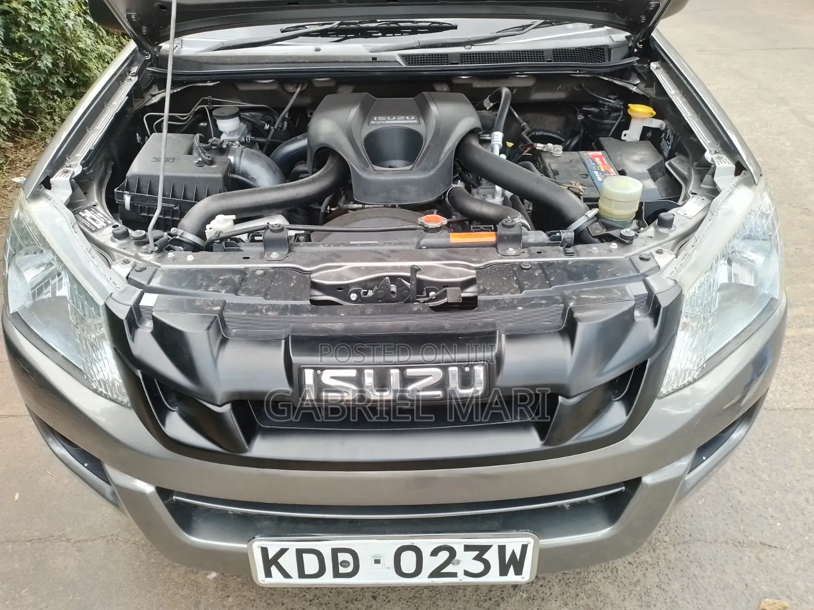 Isuzu D-MAX 2022 Gray