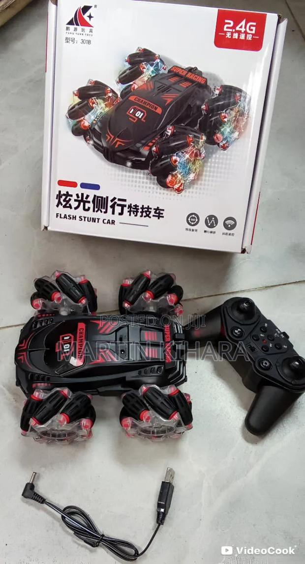 Remote Control Double Sided Stunt Car