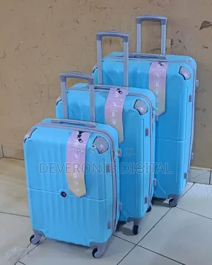 3 in 1 Luxurious Fibre Suitcase*
Zipper Closure Frame.