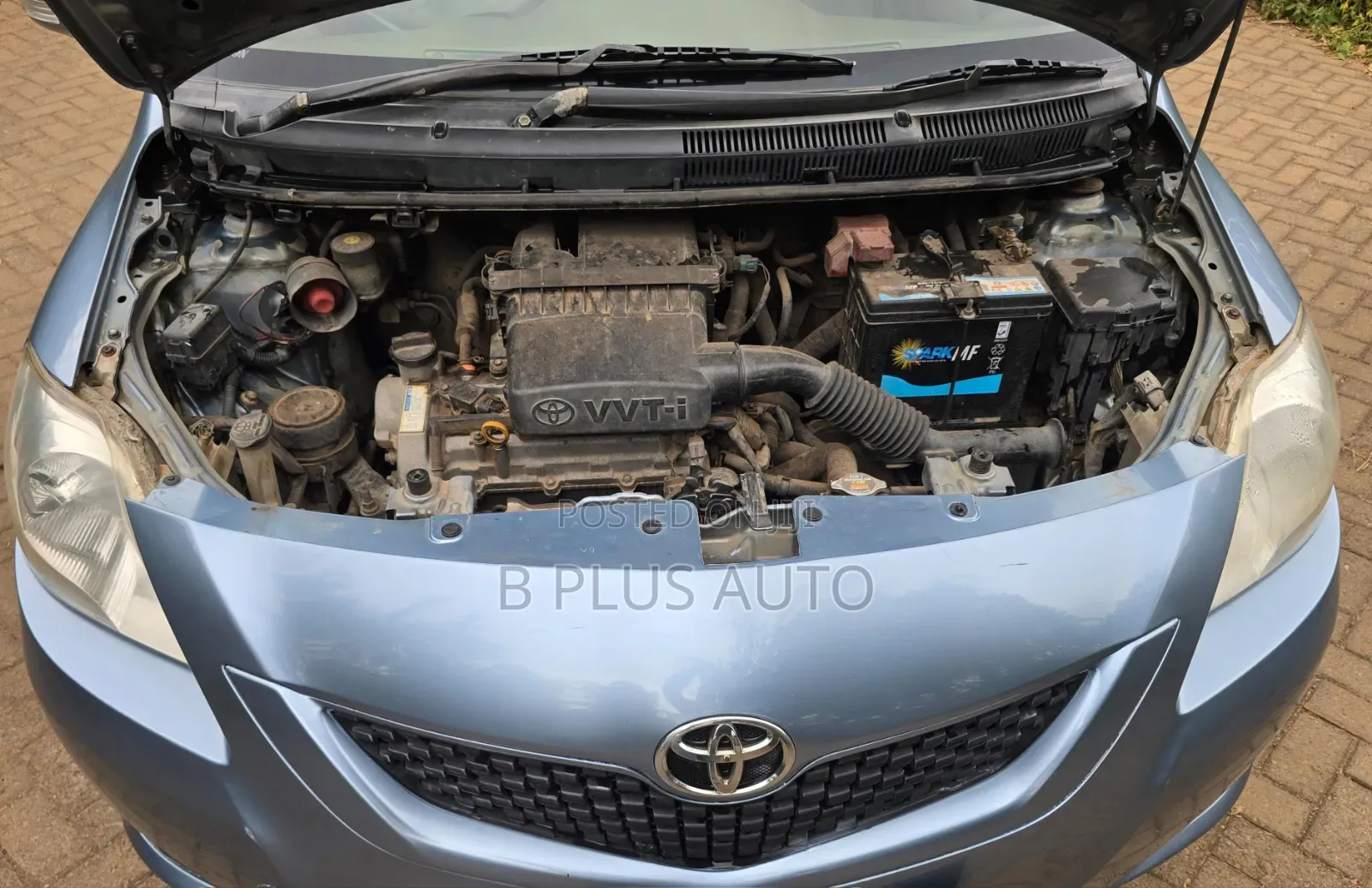 Toyota Belta 2011 Blue