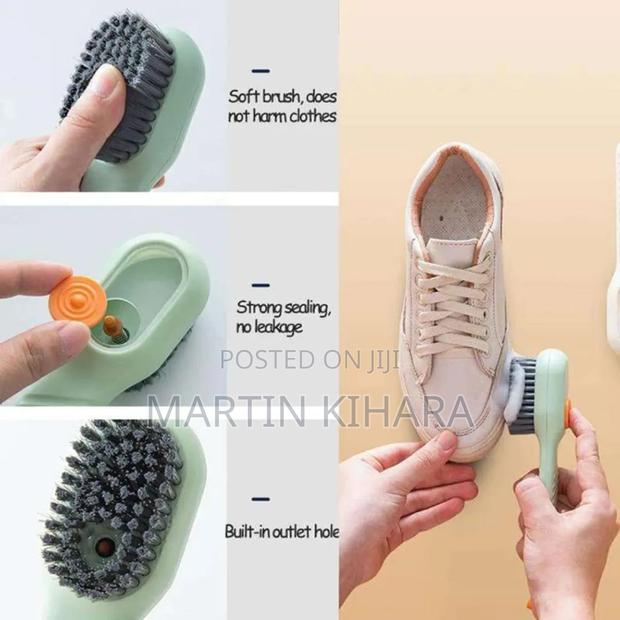 Shoe Brush With Soap Pump - thumbnail 9