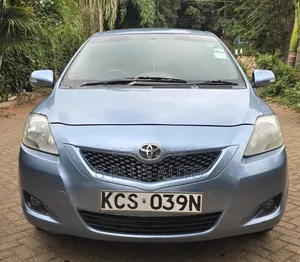 Toyota Belta 2011 Blue