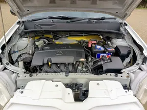 Toyota Succeed SV Premium 2016 White