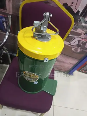 16kgs Manual Greeses Gun Bucket