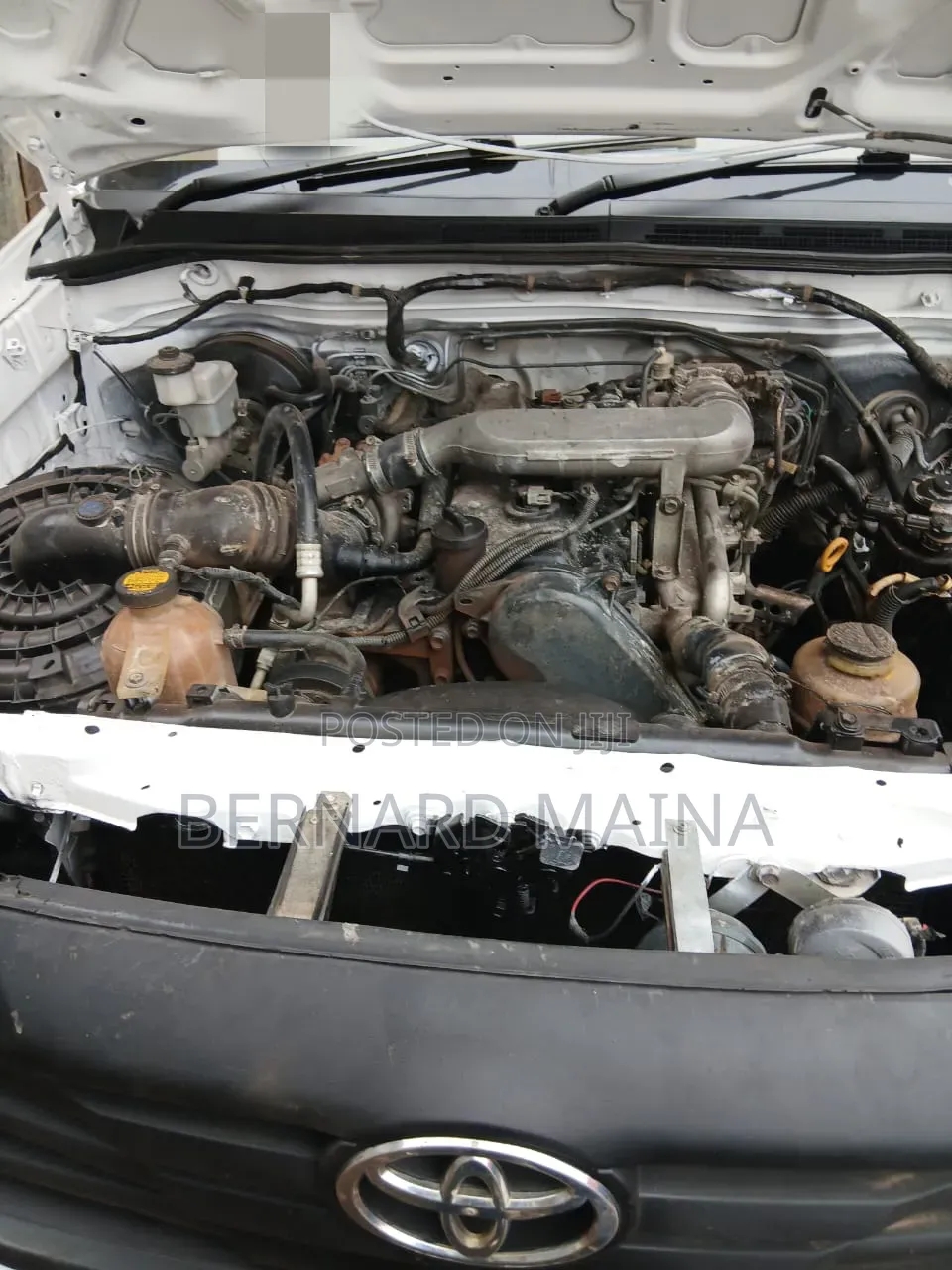 Toyota Hilux 2015 Gray