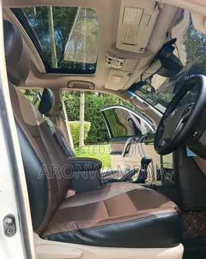 Toyota Land Cruiser 2018 White