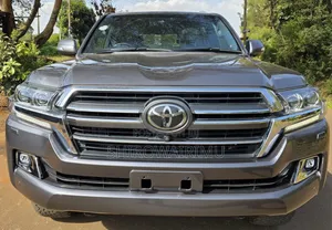 Toyota Land Cruiser 2021 Gray
