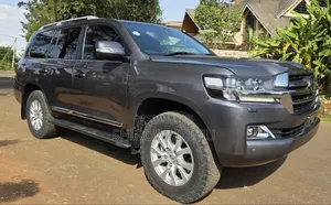 Toyota Land Cruiser 2021 Gray