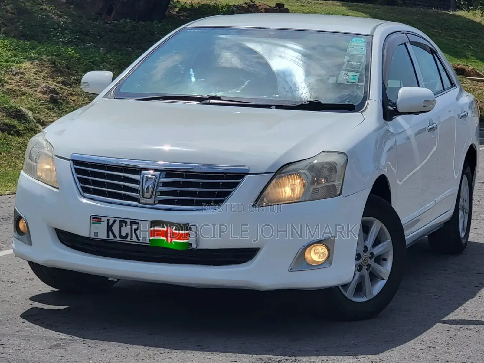 Toyota Premio 2011 White