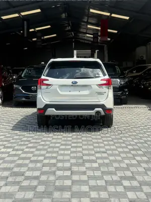 Subaru Forester 2018 White
