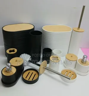 Modern 8-Piece Bathroom Accessory Set - Elegant Bamboo Design