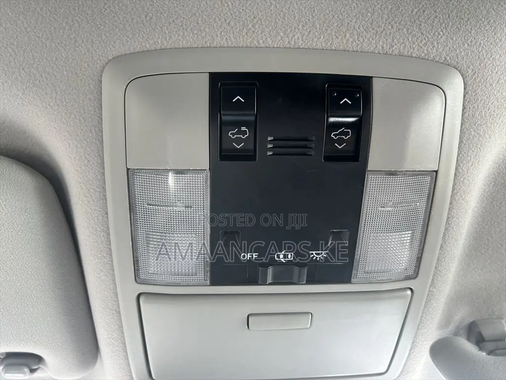 Toyota Land Cruiser Prado 2.8 2019 Red