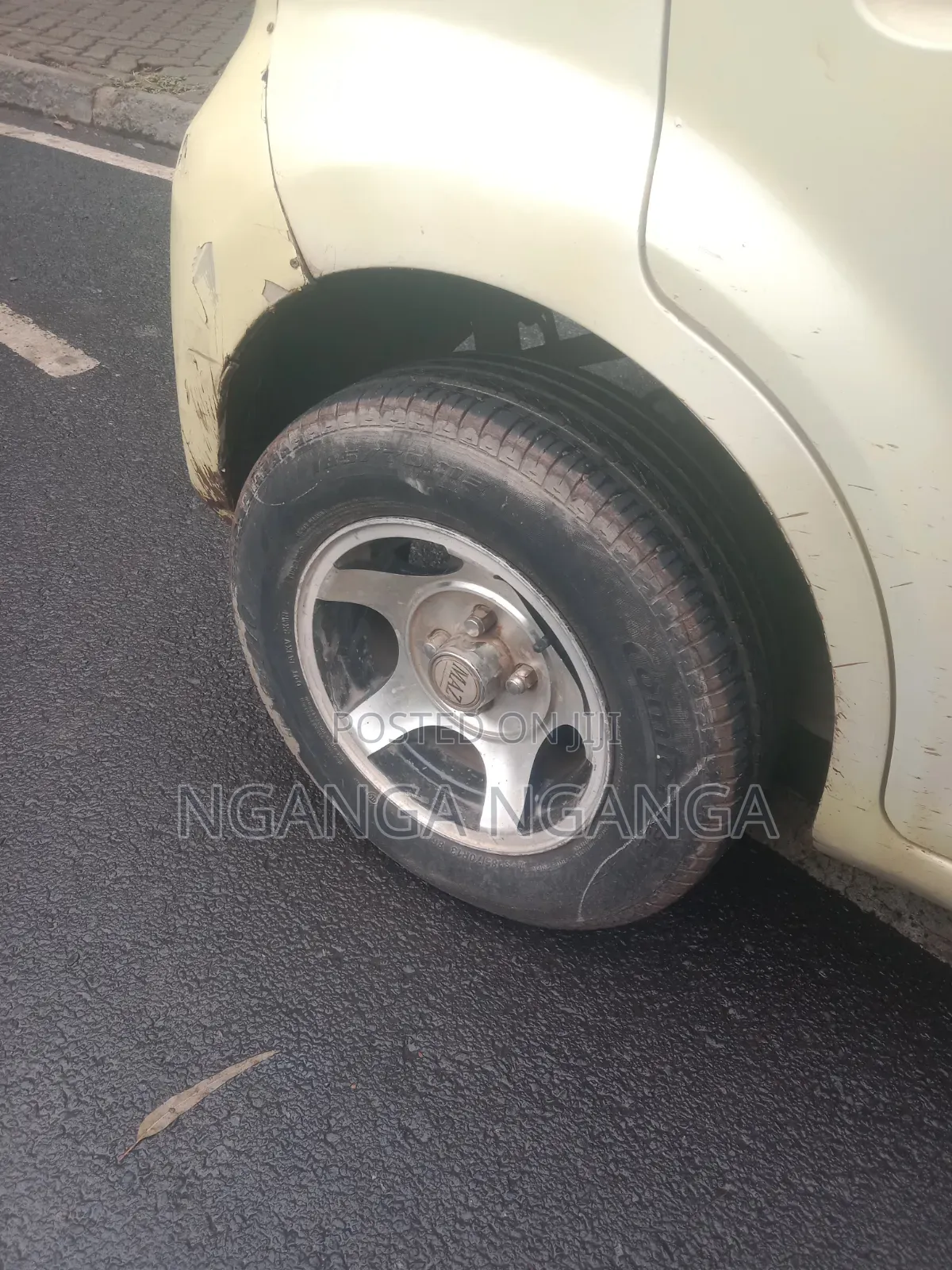 Toyota Passo 2008 Yellow
