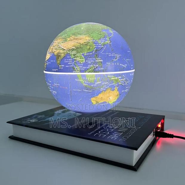 Decorative Led Floating Globe Lamp - thumbnail 2