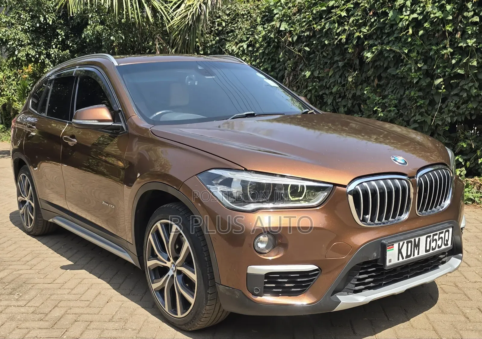 BMW X1 xDrive28i AWD 2016 Gold