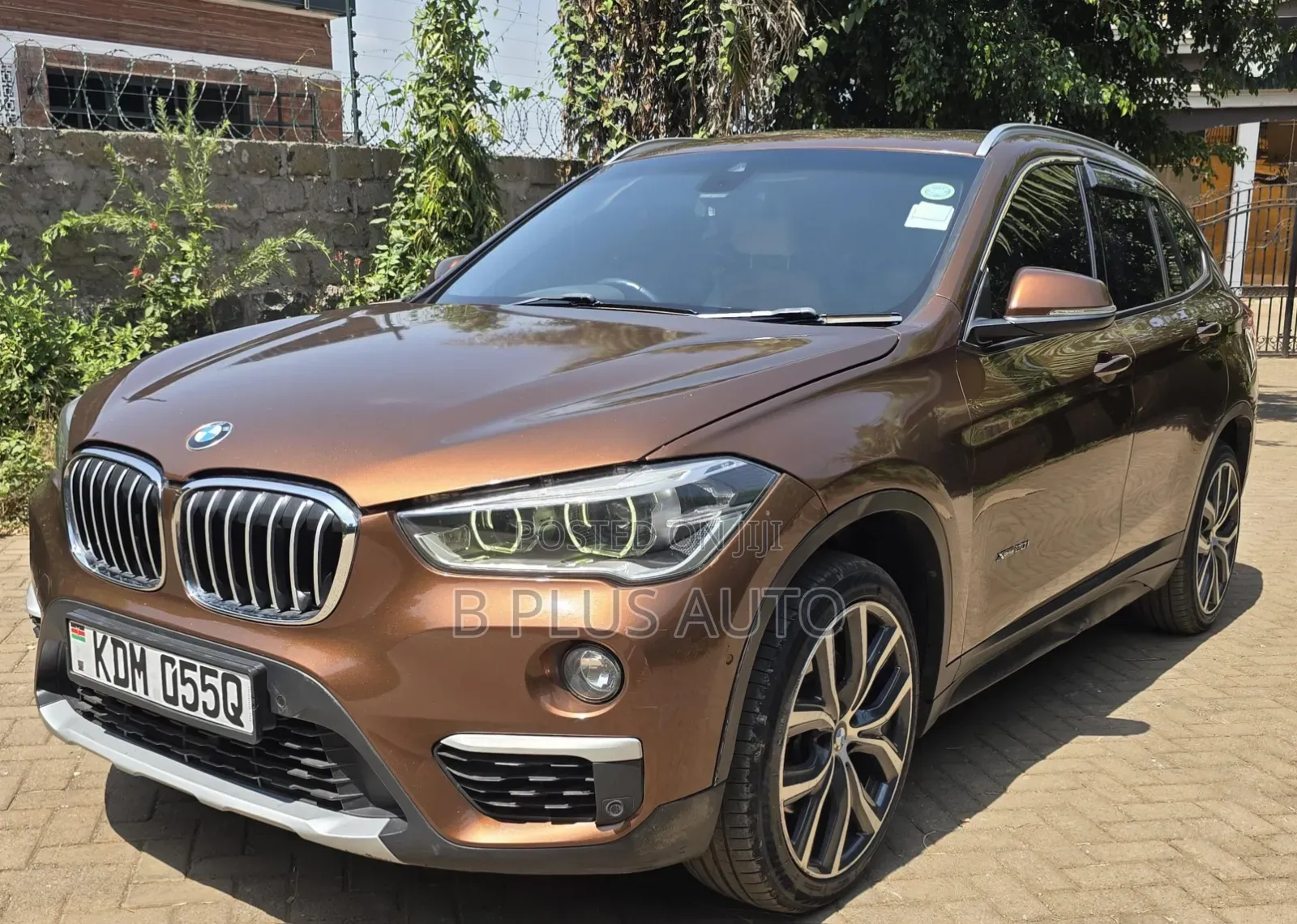 BMW X1 xDrive28i AWD 2016 Gold