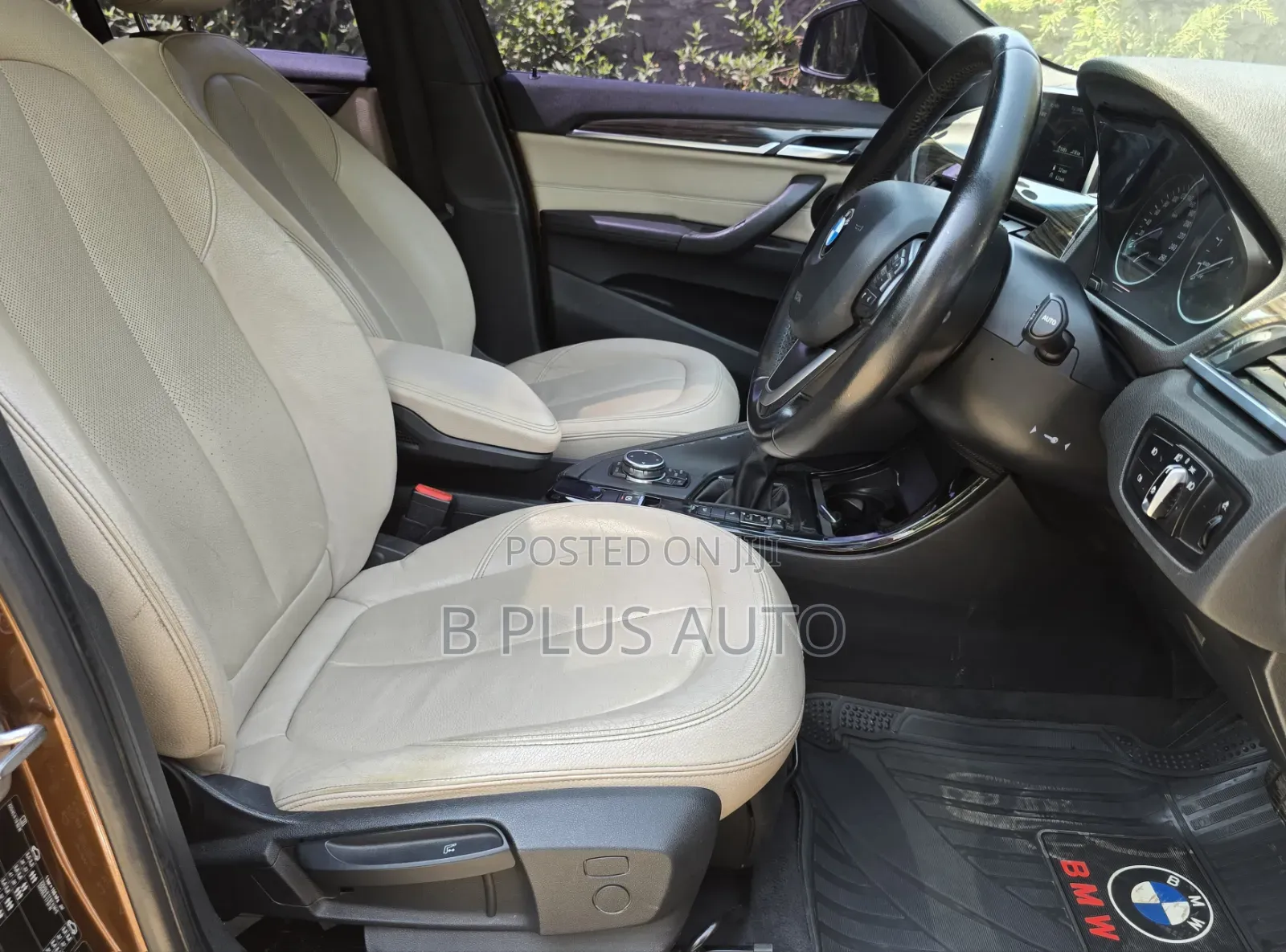 BMW X1 xDrive28i AWD 2016 Gold