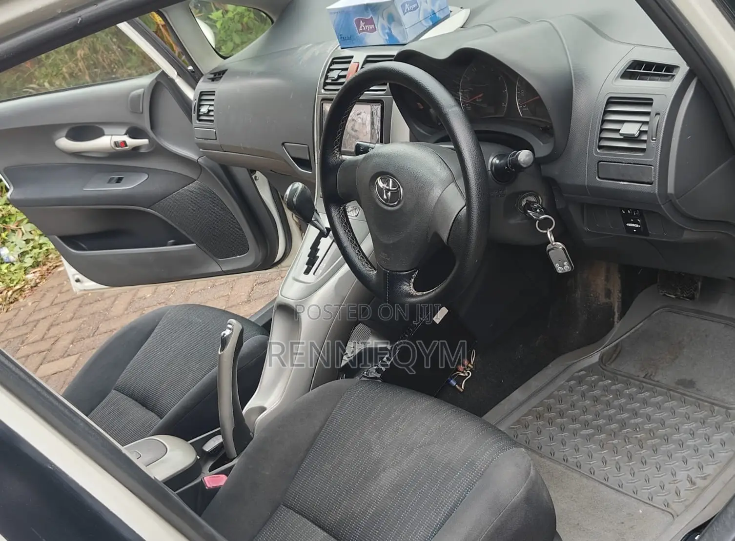 Toyota Auris 2009 Pearl