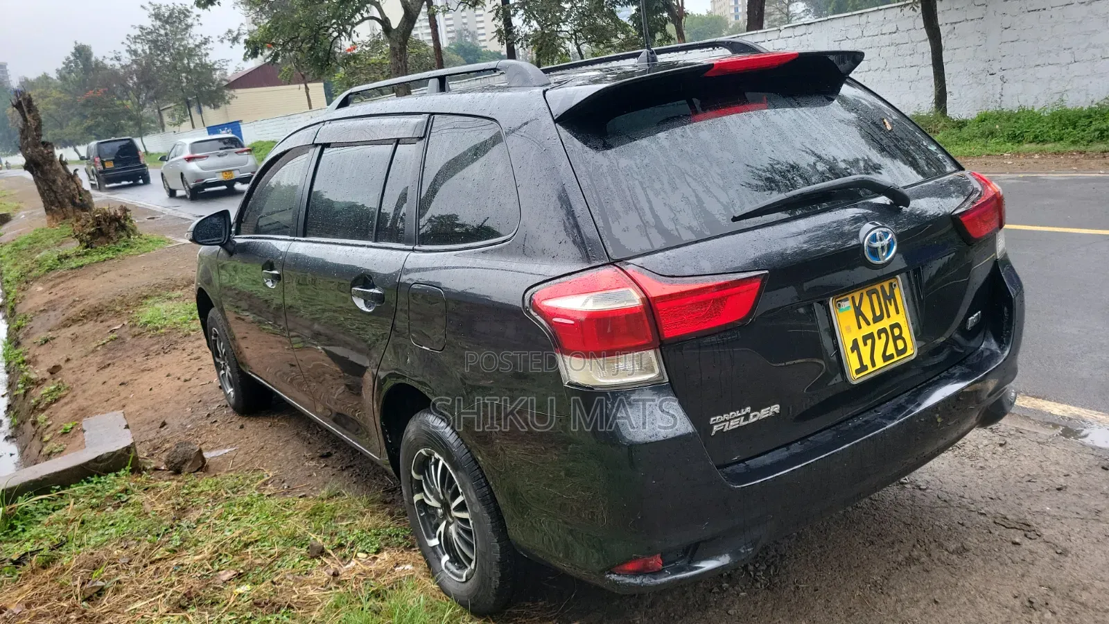 Toyota Corolla Fielder 2016 Matt Black