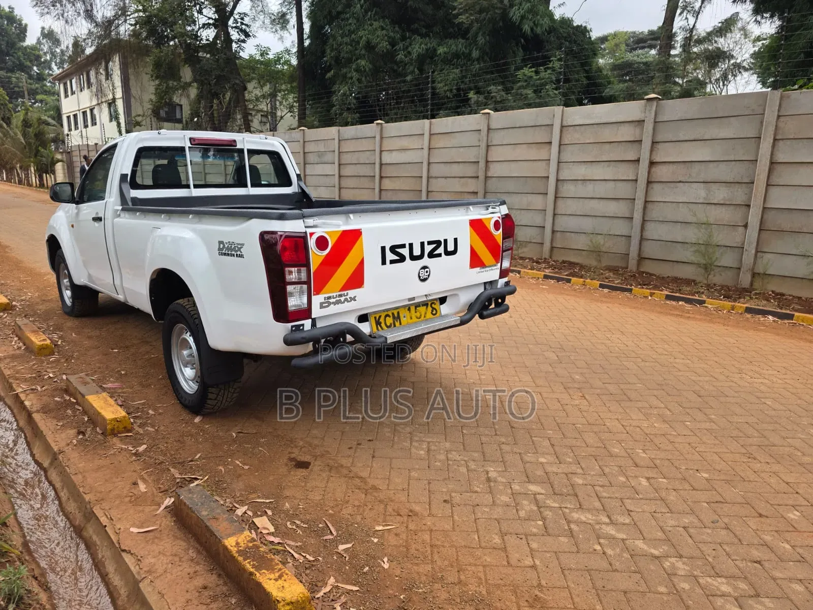 Isuzu D-MAX 2017 White