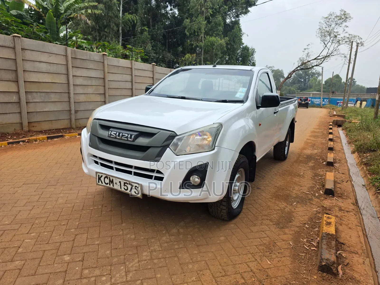 Isuzu D-MAX 2017 White