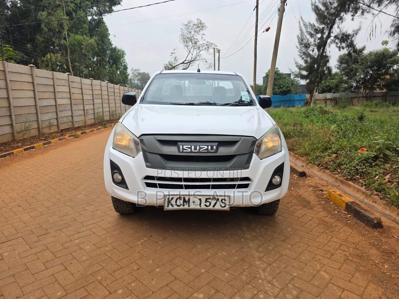 Isuzu D-MAX 2017 White